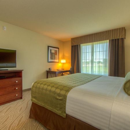 Cobblestone Inn & Suites - Holyoke Phòng bức ảnh