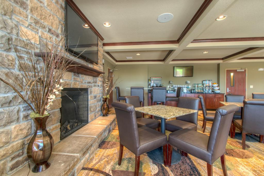 Cobblestone Inn & Suites - Holyoke Ngoại thất bức ảnh