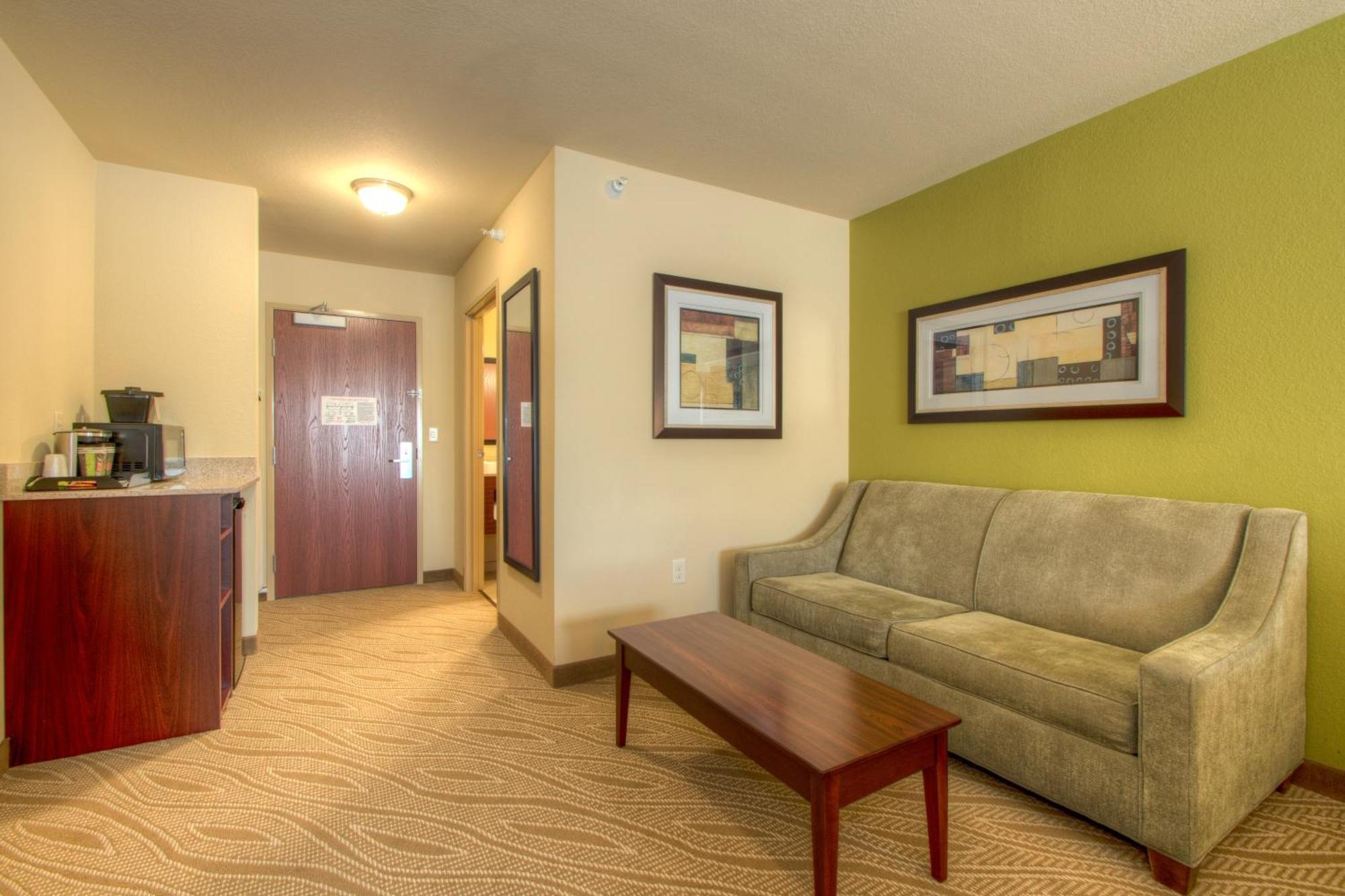 Cobblestone Inn & Suites - Holyoke Phòng bức ảnh