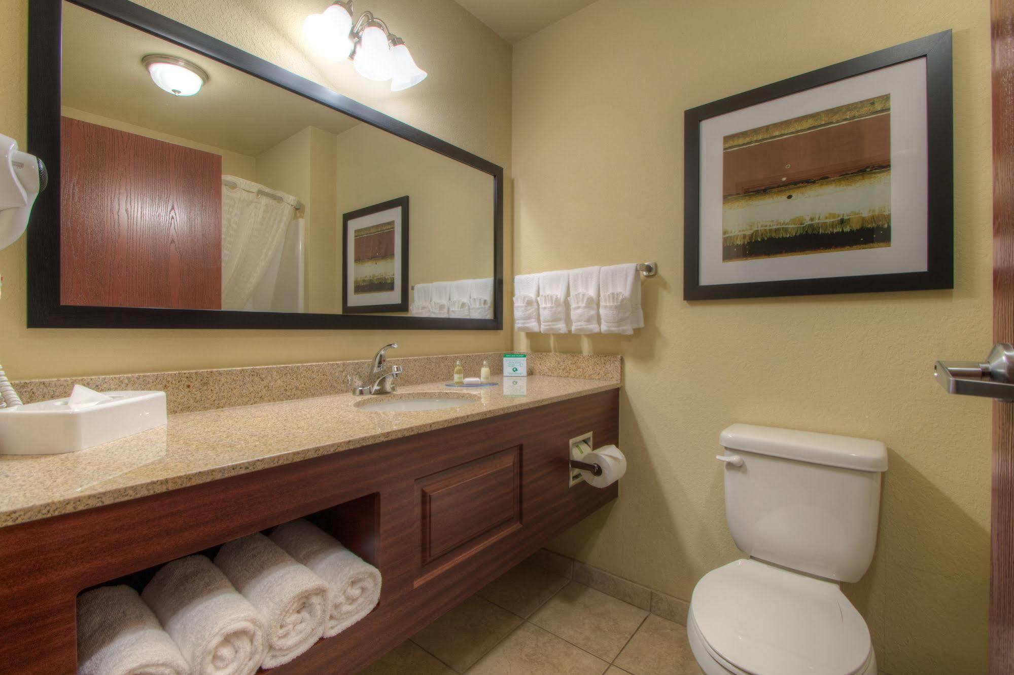 Cobblestone Inn & Suites - Holyoke Ngoại thất bức ảnh