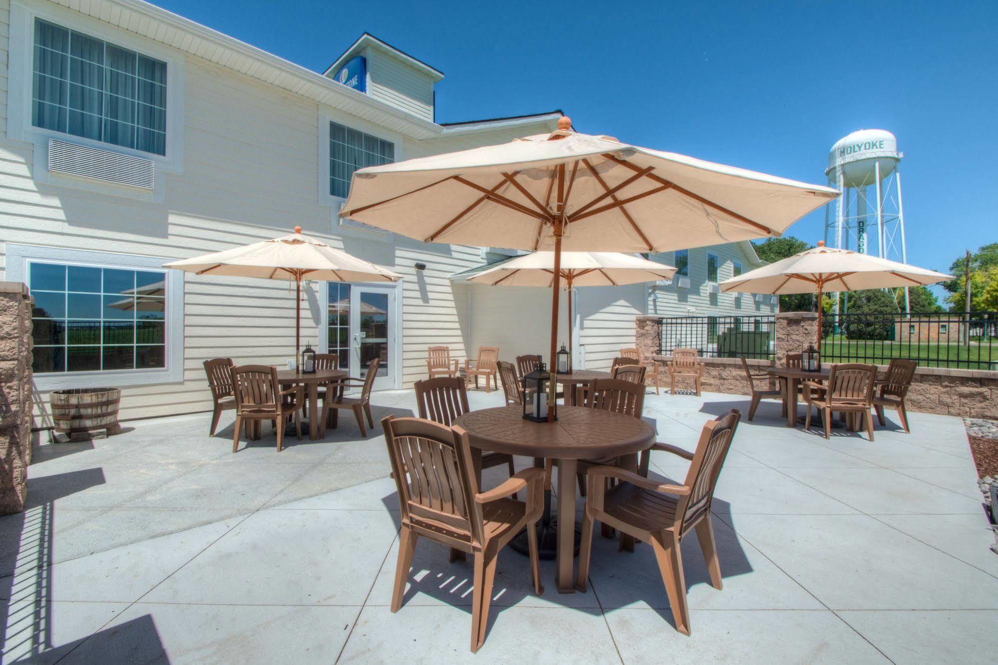 Cobblestone Inn & Suites - Holyoke Ngoại thất bức ảnh