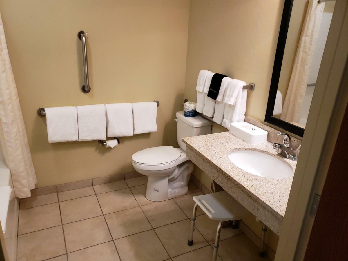 Cobblestone Inn & Suites - Holyoke Ngoại thất bức ảnh